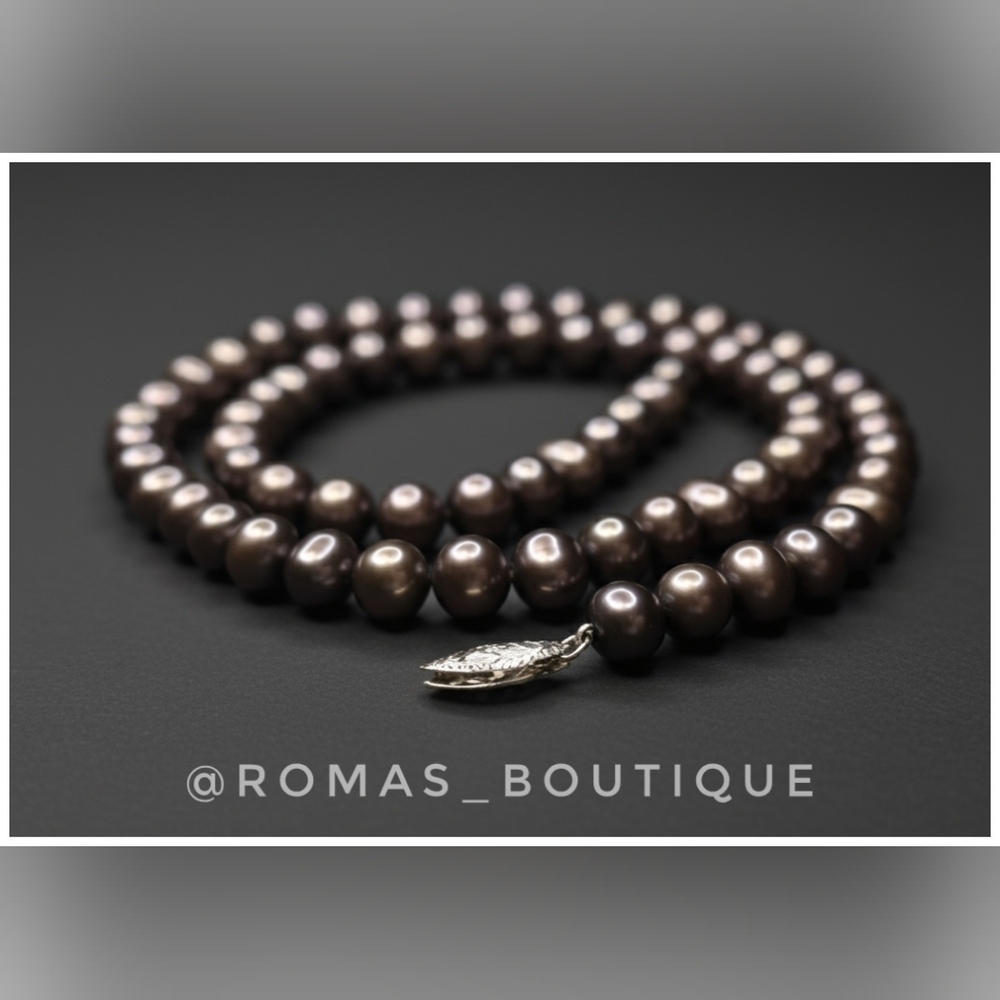 Real Pearl Necklace with 10k Gold clasp